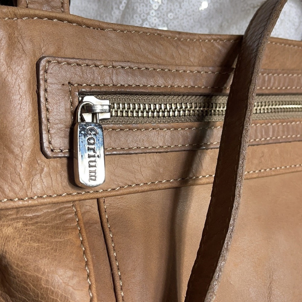 Authentic crossbody leather Corium from Argentina - Picture 4 of 10